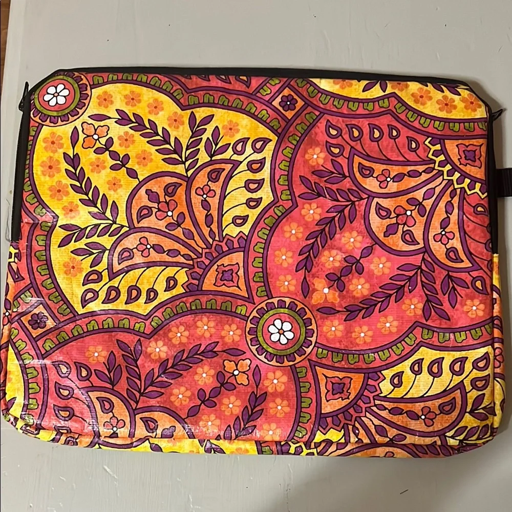 Scout Vibrant Patterned padded Laptop Sleeve Case